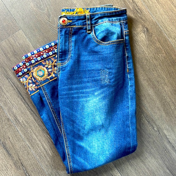 Desigual Jeans Desigual Exotic Jeans European Size 3 Fits Like A Us Size 8 Poshmark